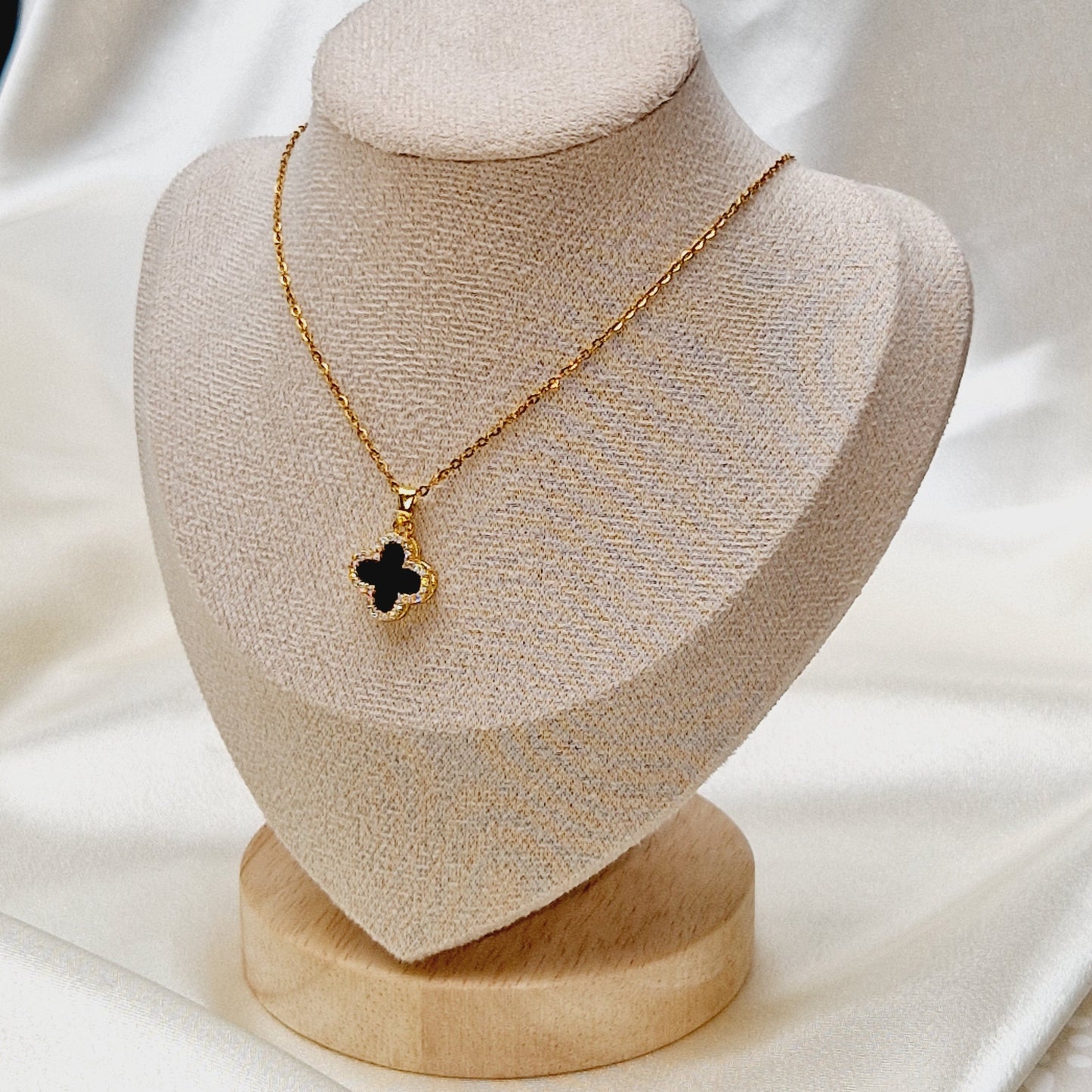 Diamond Clover Necklace ~ Various Colours