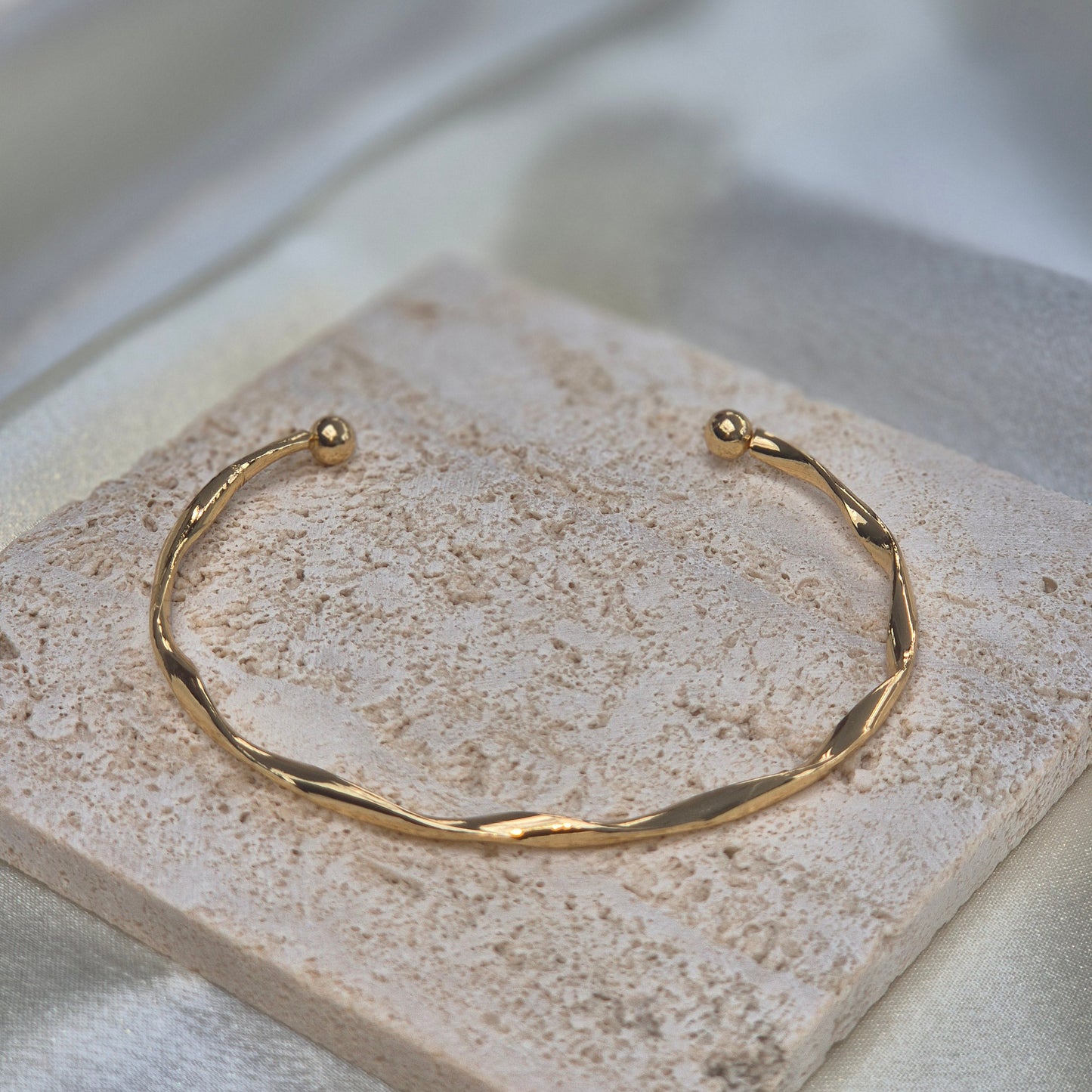 Twisted Bracelet