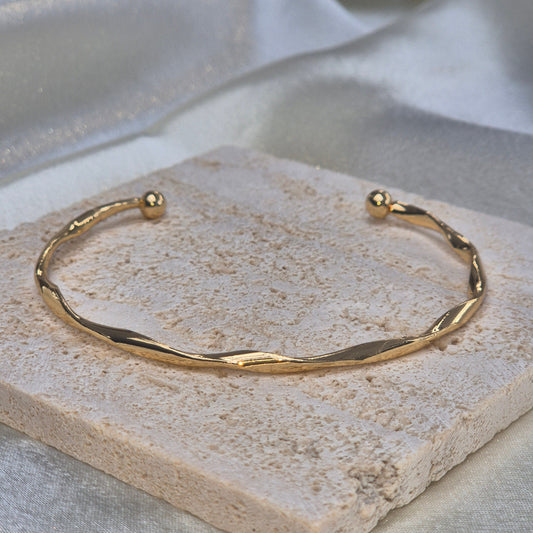 Twisted Bracelet