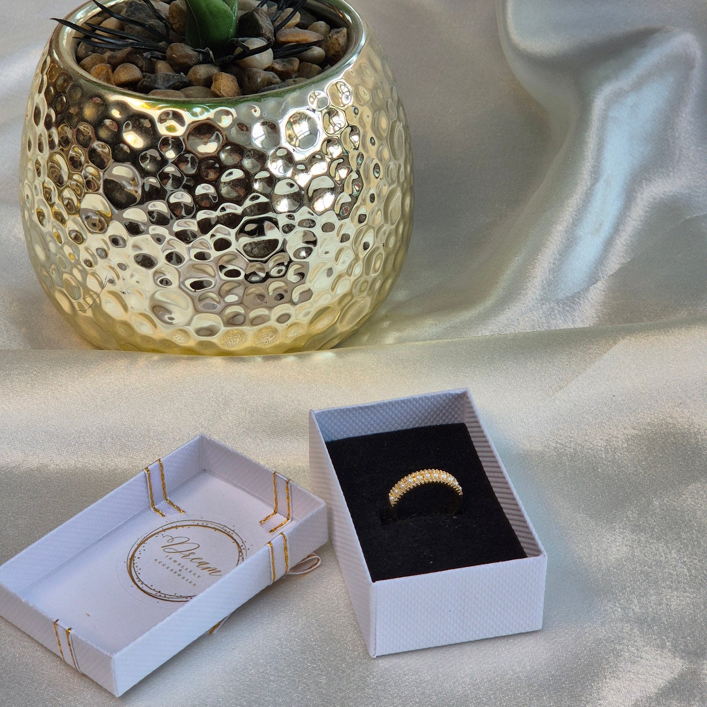 Delia ~ Adjustable Ring