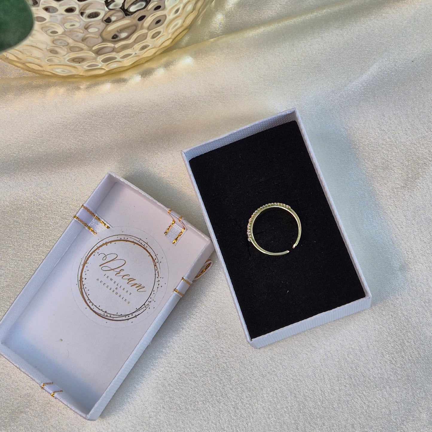 Delia ~ Adjustable Ring