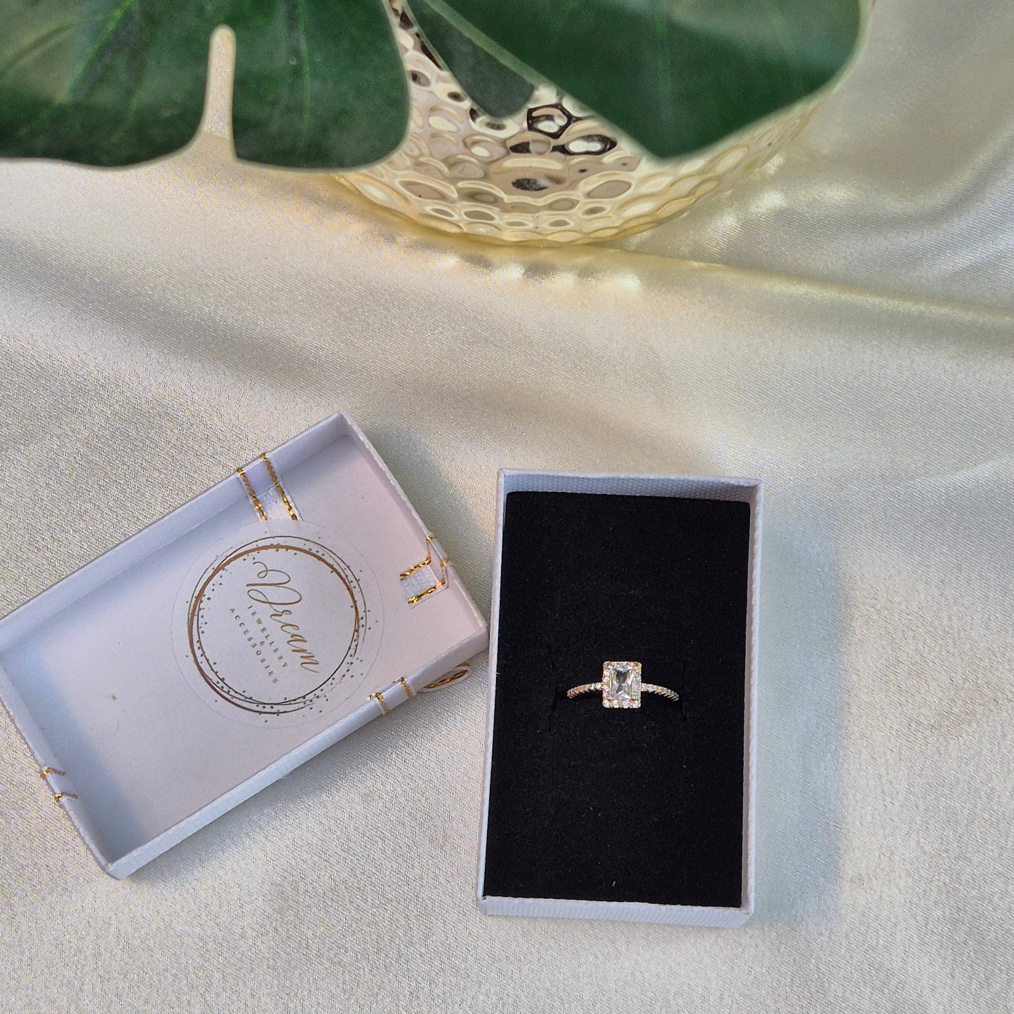 Anastasia ~ Ring